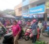 Jelang Lebaran, Pasar Inpres Muaraenim Padat Pembeli
