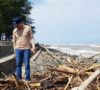 Pemkab Pastikan Pantai Pasar Bawah Kembali Bersih