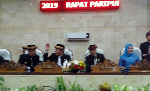 Lahat 7