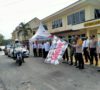 Polres Lahat Bagikan Sembako Door To Door