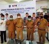 TINGKATKAN PAD DAN LANYANAN KEPADA MASYARAKAT, BUPATI LOUNCHING TAPPING BOX