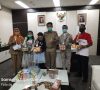 Wawako Bagikan Hadiah Lomba Lagu Daring