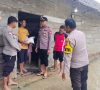 Polsek Semendawai Suku III Polres OKUT Polda Sumsel Salurkan 20 Karung Beras ke Masyarakat Terdampak Banjir