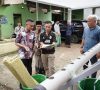 Bina Para Santri Kembangkan Dunia Wirausaha, Wabup OKUT Serahkan Bantuan Modal Usaha Kepada 30 Ponpes