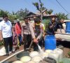 Pagar Alam Krisis Air Bersih, Kapolres Distribusikan Air Bersih dengan Amoured Water Canon