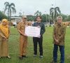 Upaya Penanggulangan Kemiskinan Ekstrim Pemerintah Memberikan Bantuan