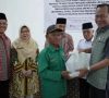 PJ Walikota Bagikan Sembako Kepada PHL