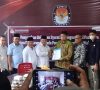 Ratusan Masyakarat Hantarkan SM Maju Calon Independen