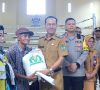 SERAHKAN BANTUAN CBP TERAKHIR, PJ WALIKOTA PRABUMULIH USAHAKAN PROGRAM TETAP BERLANJUT