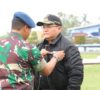 Danlanud SMH Sematkan Brevet Wing Terbang Layang dan Penembak Ulung Untuk Dodi Reza
