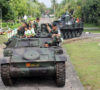 Asiiik… Bisa Keliling Naik Tank Baja Yonkav 5/DPC