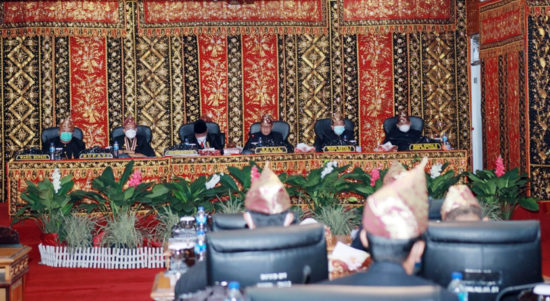 Sidang paripurna HUT BS ke-72.