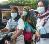Forum Guru Honorer Kecamatan Gandus Bagikan Masker