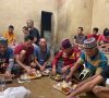 Sambil Makan Bersama, Kasat Narkoba Beri Motivasi Para Tahanan Juga Alat Untuk Beribadah
