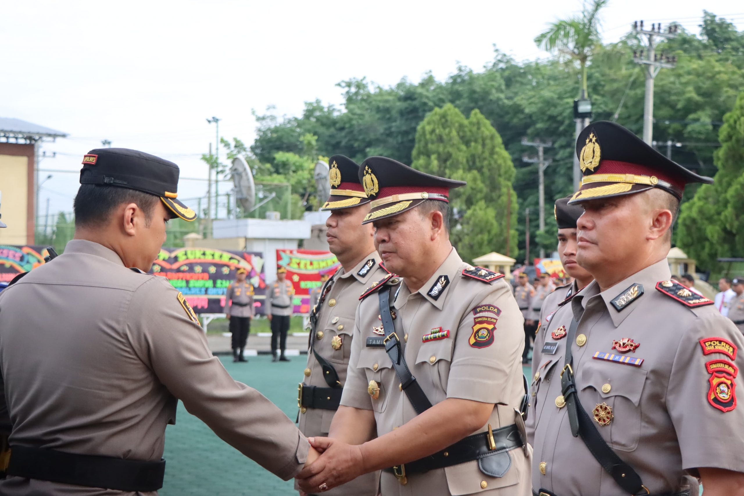 Polres OKU Timur Gelar Upacara Sertijab, Lima Kapolsek Dirotasi