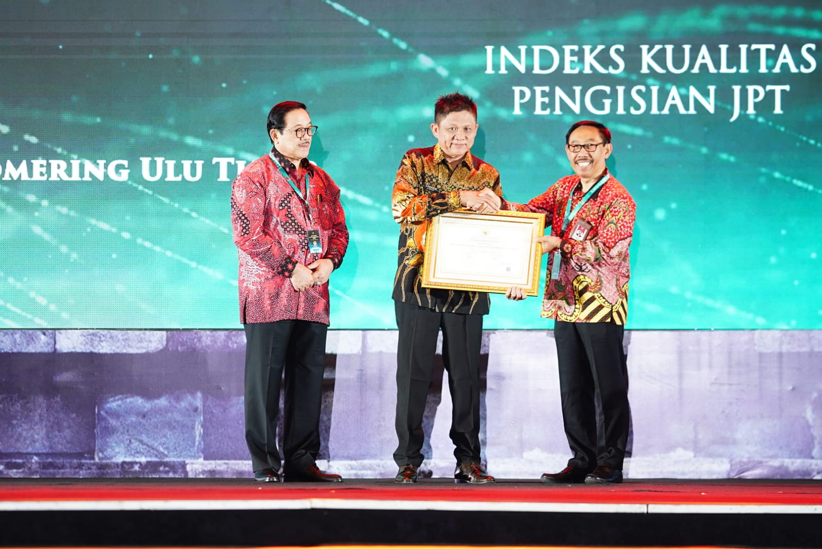 Anugerah Meritokrasi Tahun 2023, Pemkab OKU Timur Raih 2 Penghargaan dari KASN