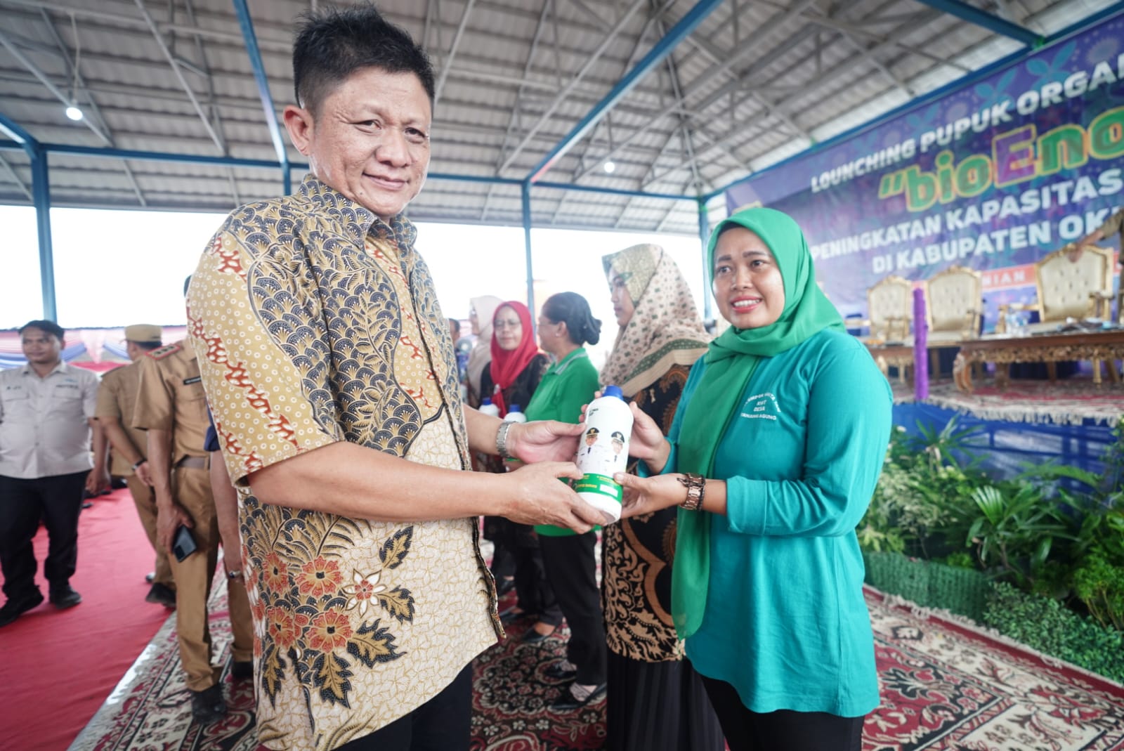 Bupati OKUT Launching Pupuk Organik Cair (POC) BioEnos