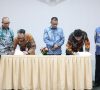 Bupati OKUT Dukung Penuh Pengoprasian Bandara Gatot Subroto jadi Bandara Komersil
